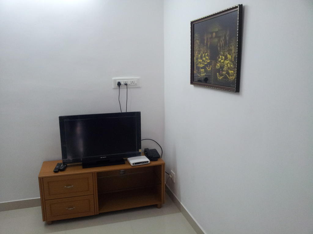 Phils' Residency & Banquets Hotel Kochi Kültér fotó