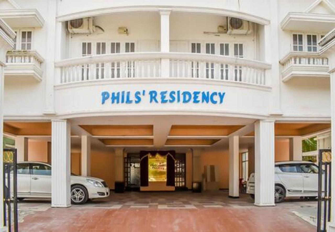 Phils' Residency & Banquets Hotel Kochi Kültér fotó
